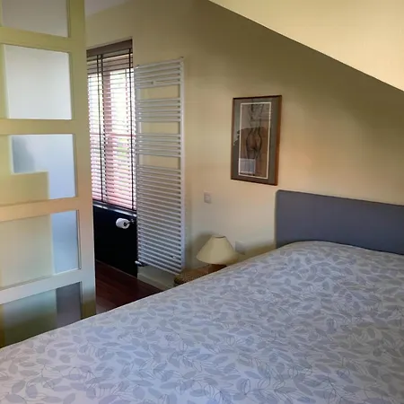 Charming W Garden, Cleaning Included Сasa de vacaciones *