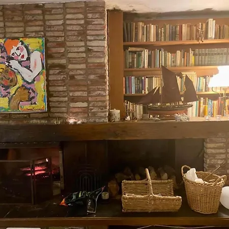 Сasa de vacaciones Charming W Garden, Cleaning Included